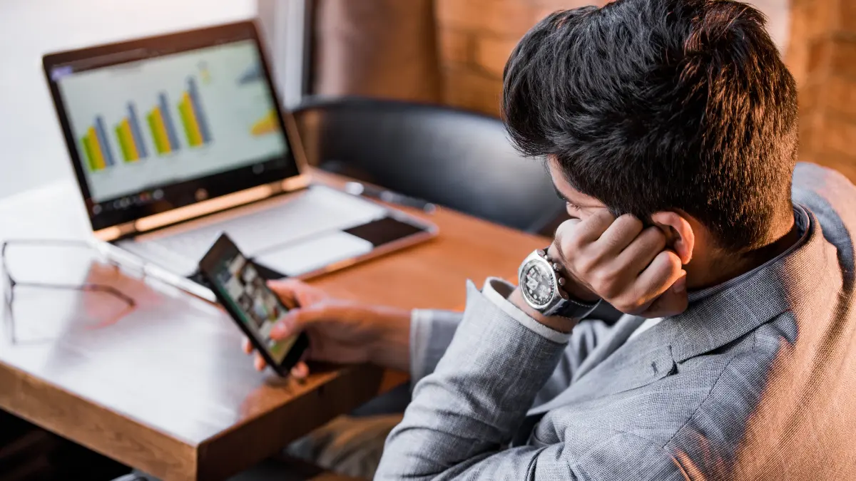 Procrastination brain fault hero image with distracted person